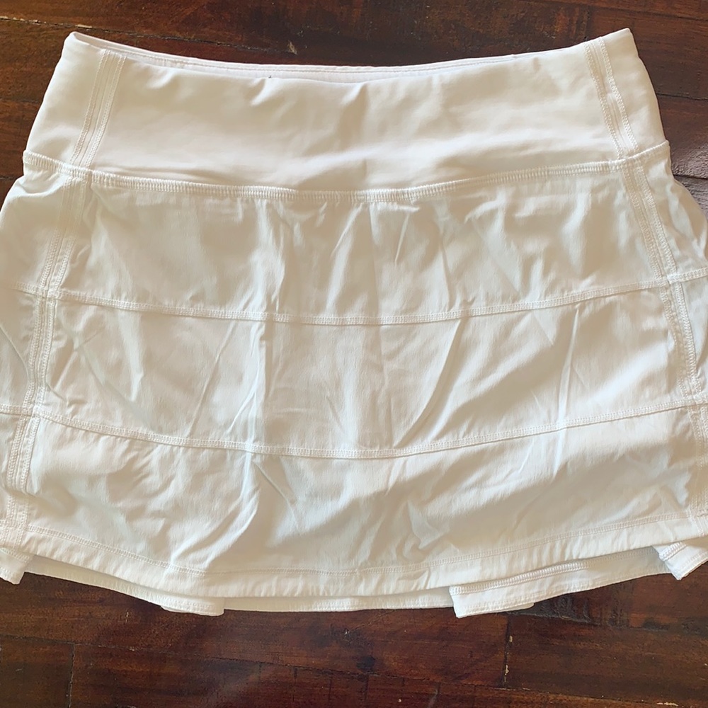 White lululemon skirt